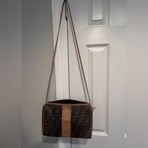 FENDI ROMA Crossbody Bag